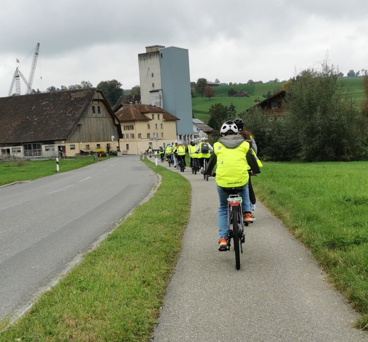 Klasse%201.2%20-%20unterwegs