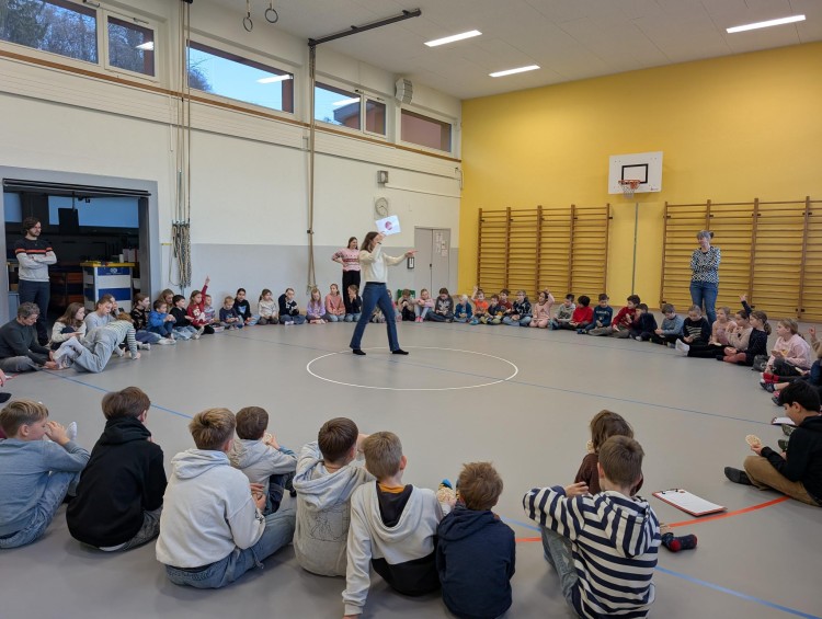 Start%20in%20der%20Turnhalle
